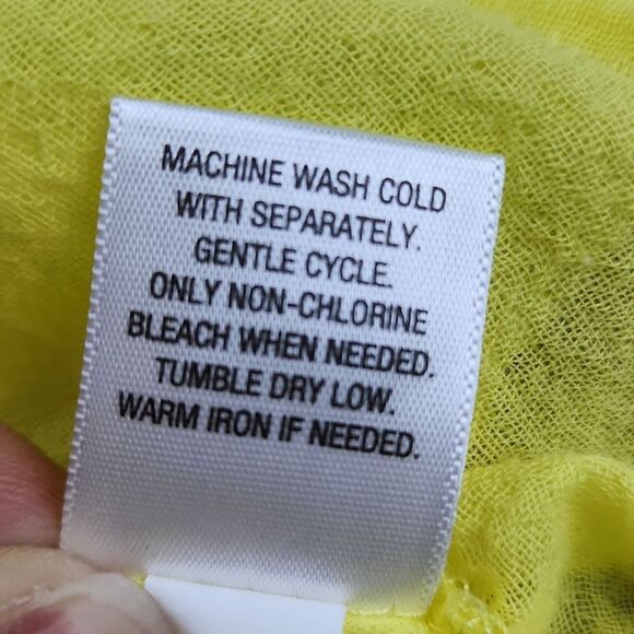 💜Merona Yellow Gauzy Lightweight Adjustable Roll Tab Long Sleeve Top Small - Picture 9 of 10
